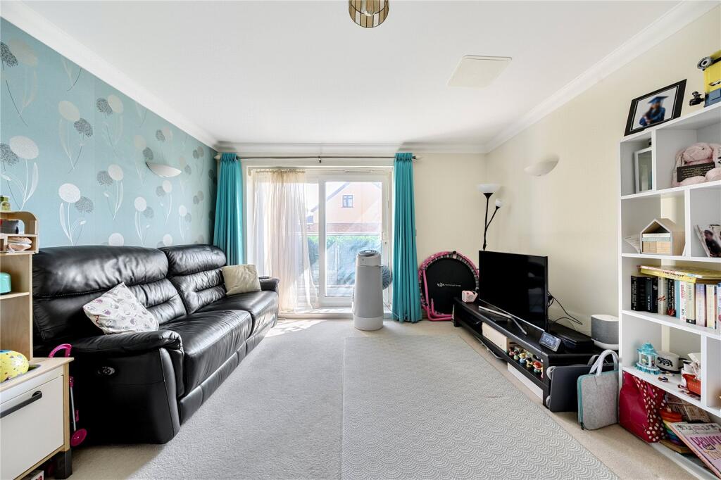 Reservoir Road, Ruislip, Middlesex – pohled 2