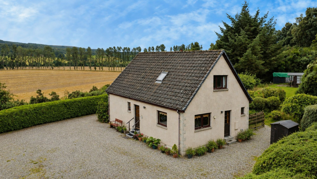 Main image of property: Culloden Moor, Inverness, IV2