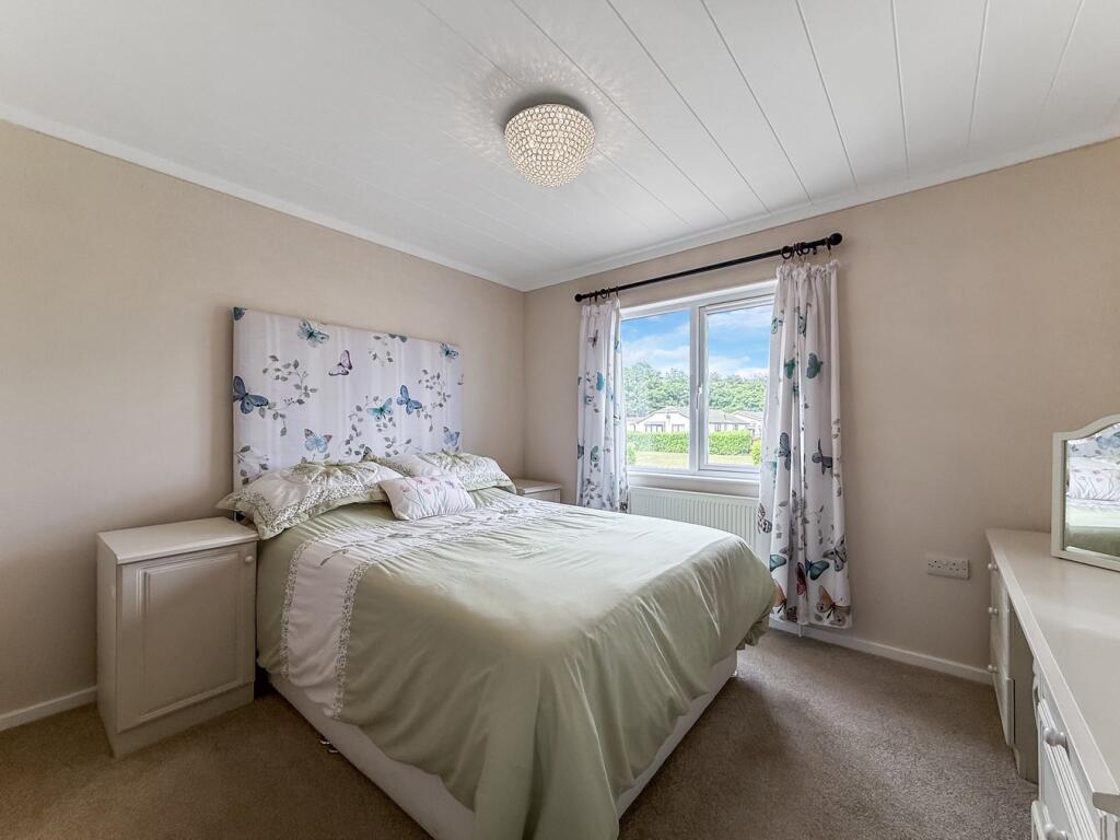 Lugano Avenue, Martlesham Heath, Ipswich, IP5 photo 4