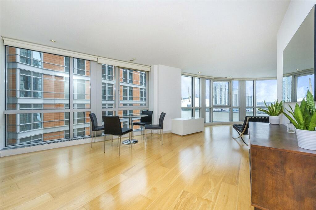 Main image of property: Ontario Tower, 
4 Fairmont Avenue, E14