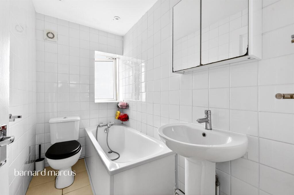House in Kingston upon Thames - View 5