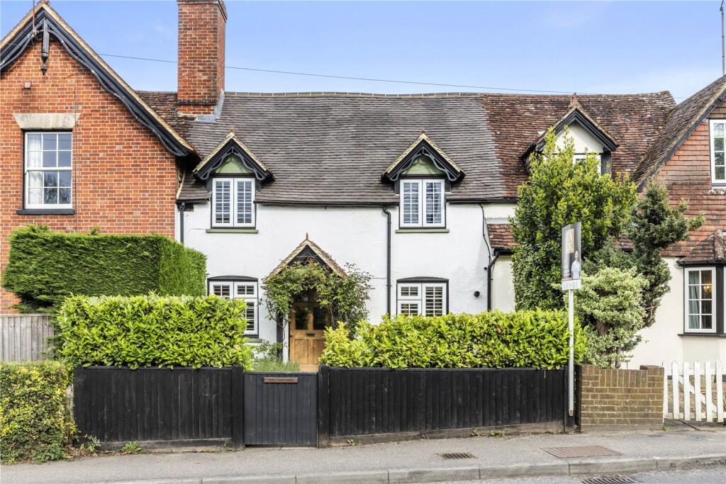 3-bed terraced on Petworth Road, Chiddingfold, Godalming, Surrey, GU8, £675,000