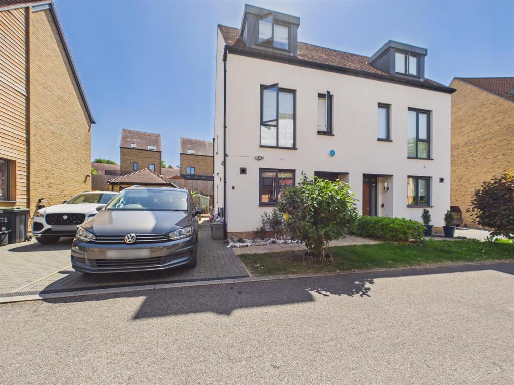 Main image of property: Twinners Road, Coulsdon