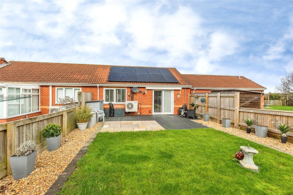 Main image of property: Lansdown Gardens, Worle