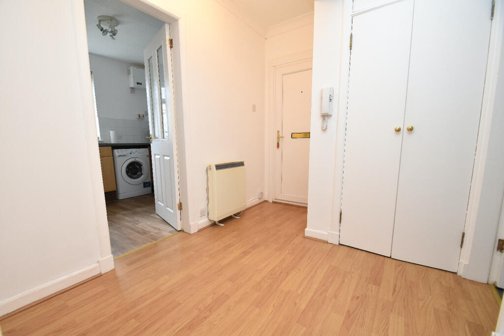 Apartment in Glasgow - View 5