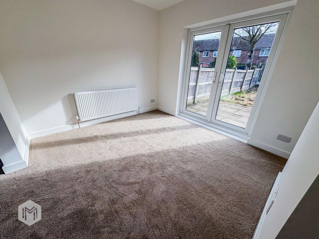 Broadhurst Avenue, Culcheth, WA3 photo 2