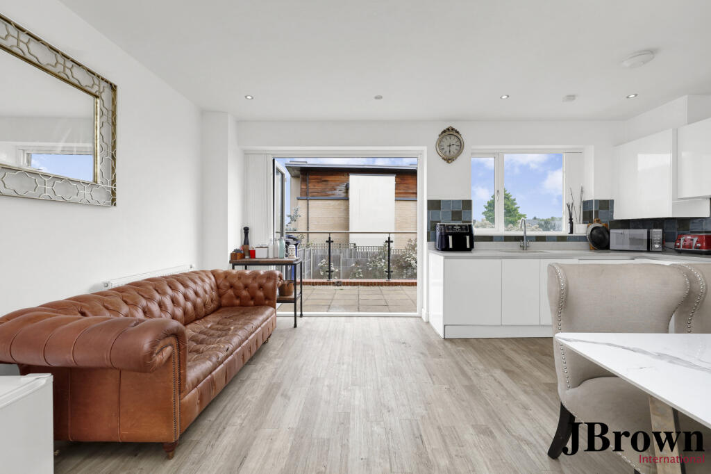 House in London - View 5