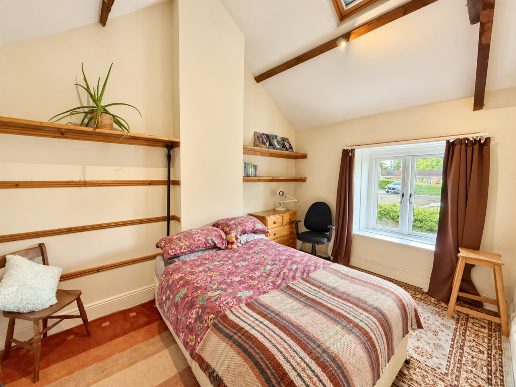 House in Plymouth, Calstock - More