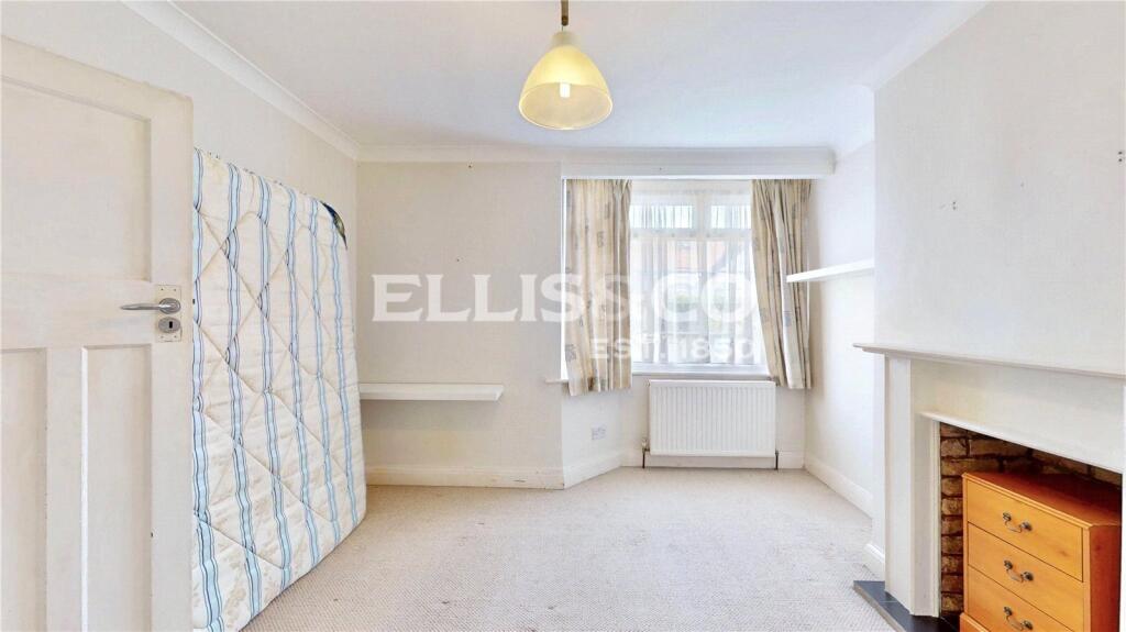 House in London - View 5