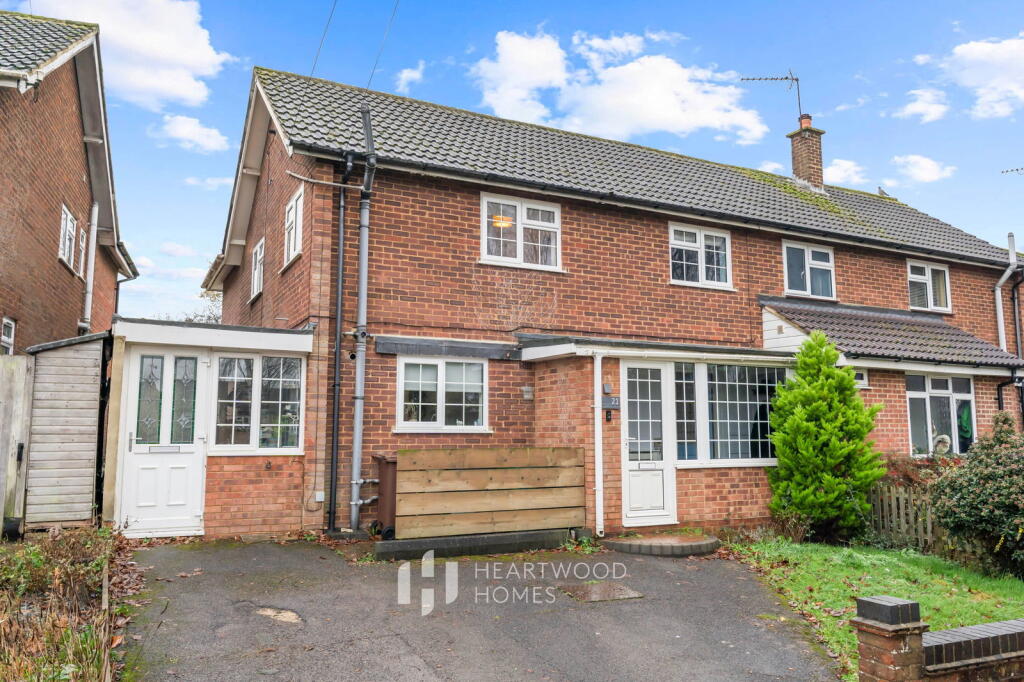 Main image of property: Slimmons Drive, St. Albans, AL4 9AW