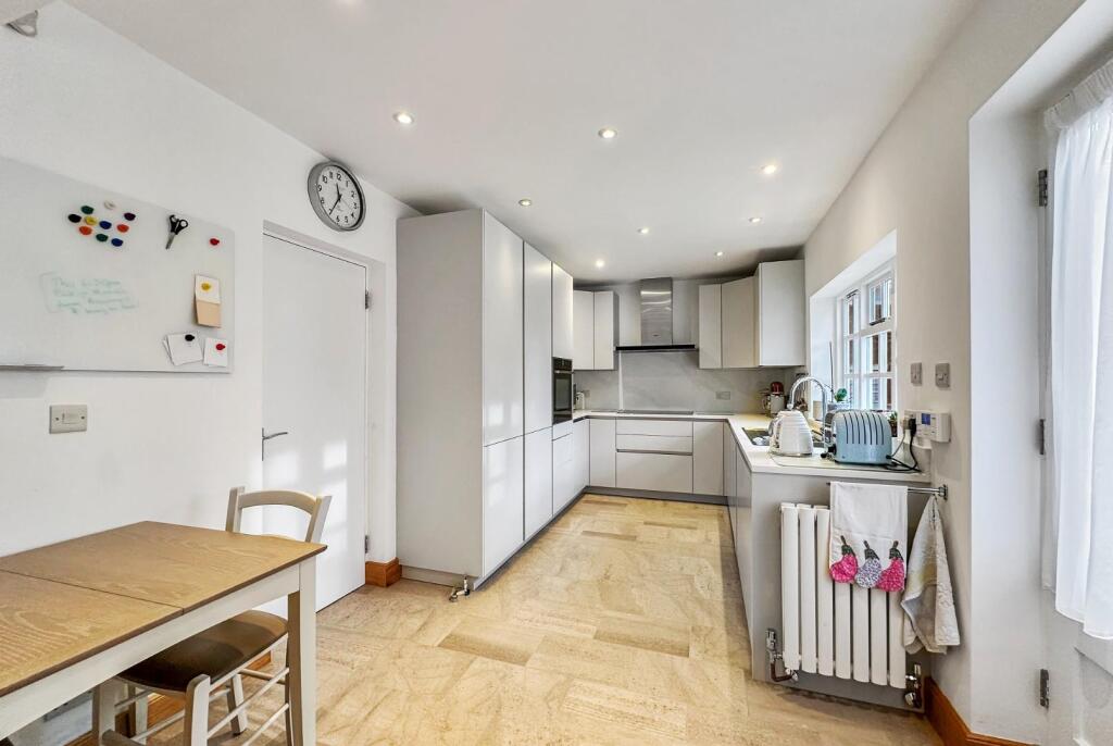 Wood Lane, TImperley – pohled 6