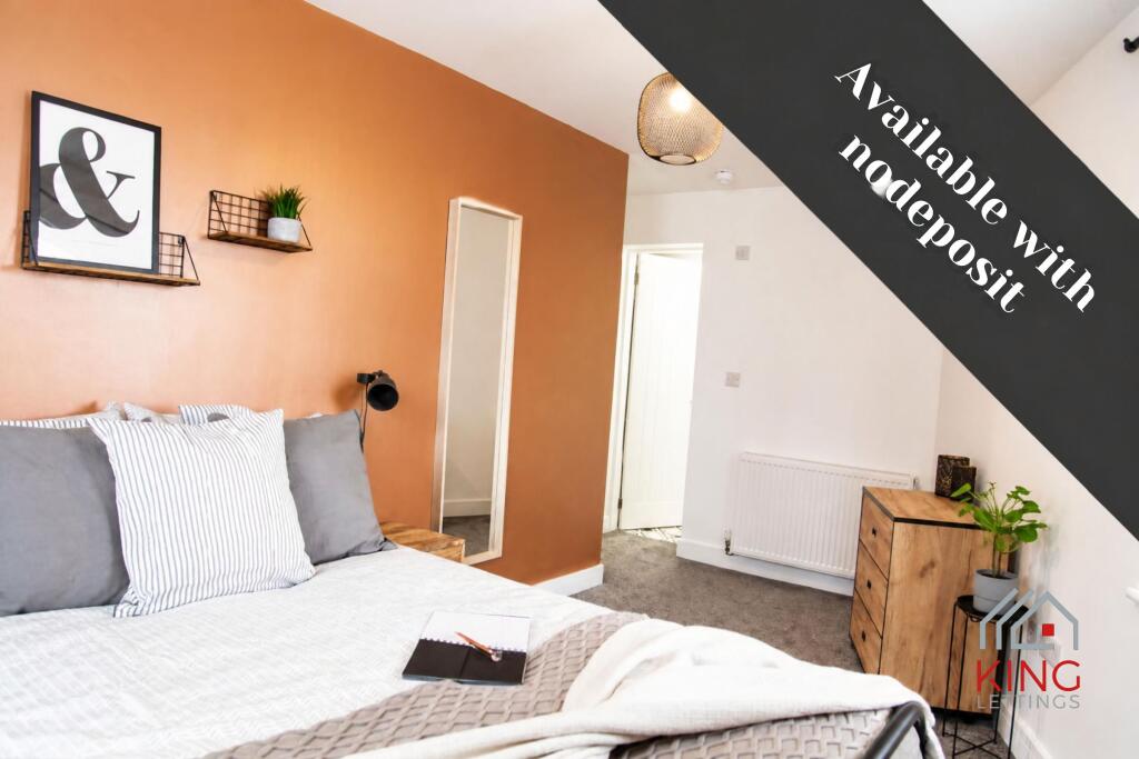 Main image of property: Hall Street