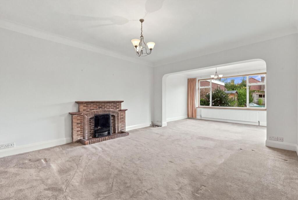 House in Romford - View 4