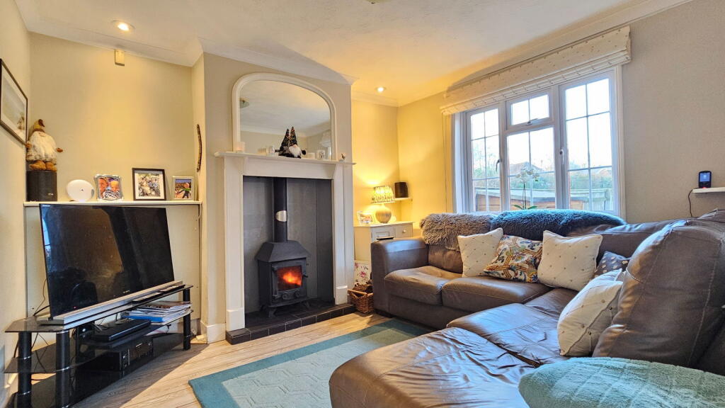 Mount Road, Highclere, Newbury, RG20 9QY photo 5
