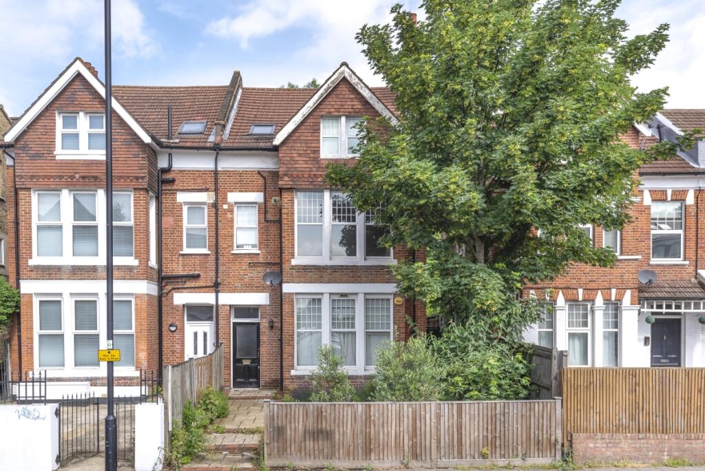 Main image of property: Greyhound Lane, Streatham Common, London, SW16