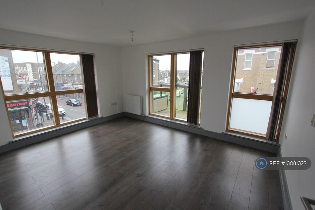 Apartment in London, Duckett's Green, Harringay - View 4