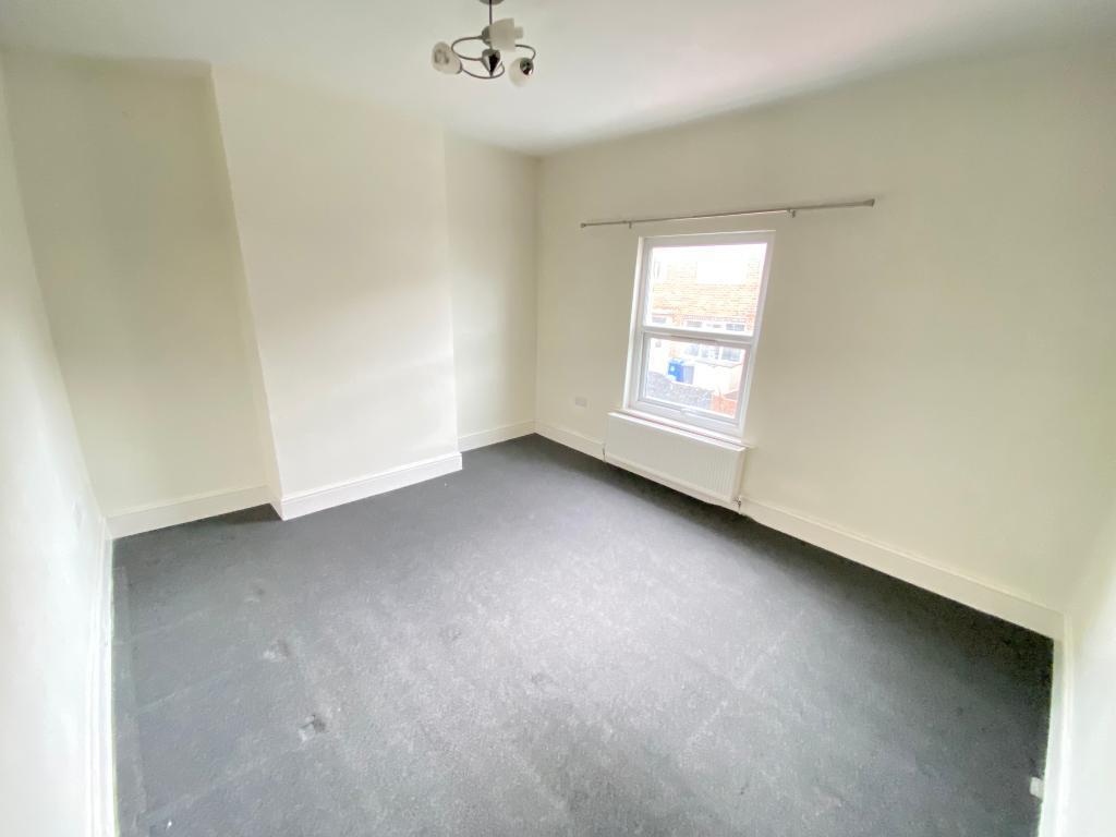 House in Stoke-on-Trent - More