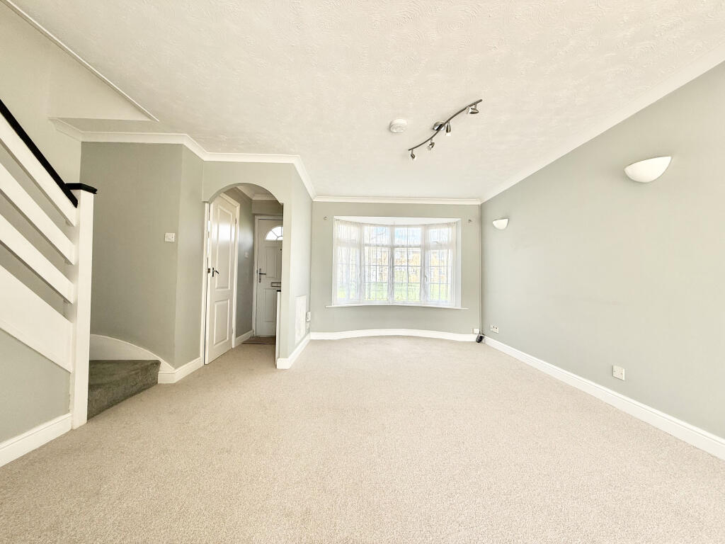 House in Ferndown - View 3