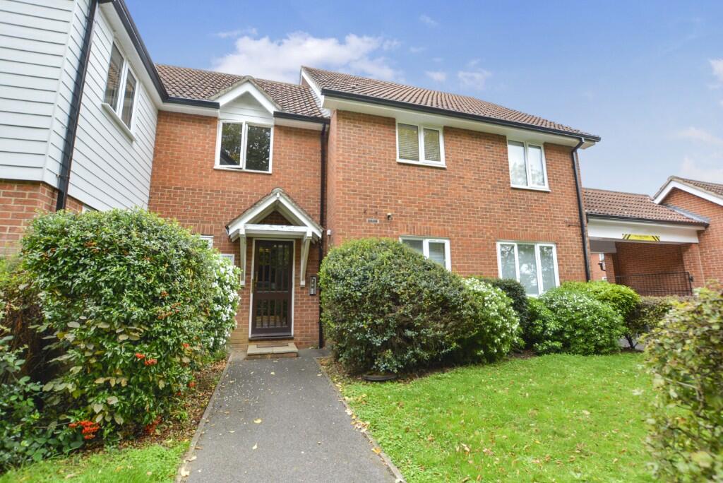 Main image of property: Wendover Gardens, Brentwood, Essex, CM13