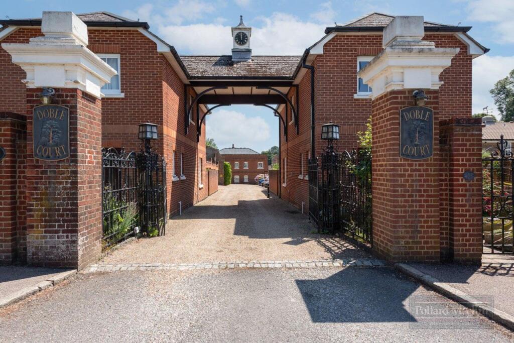 Main image of property: Addington Road, Sanderstead