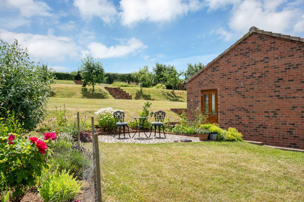 House in Newark and Sherwood, Edingley - View 2