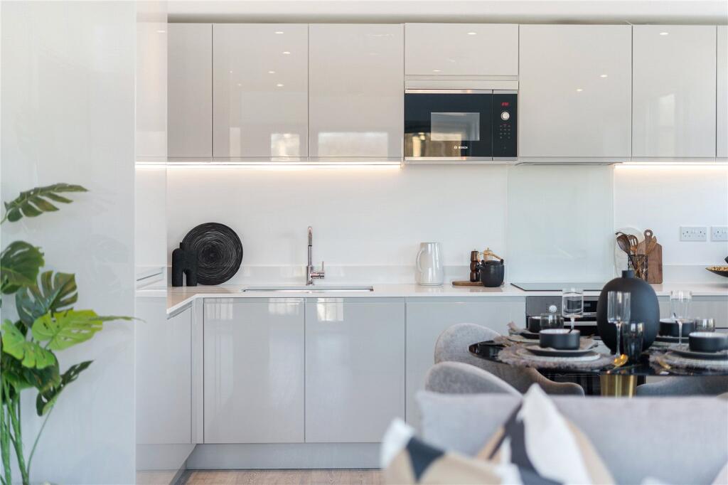Apartment in Bristol, Canon's Marsh, Spike Island - View 5
