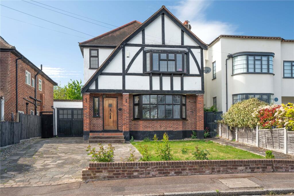 Main image of property: Shelley Grove, Loughton, Essex, IG10