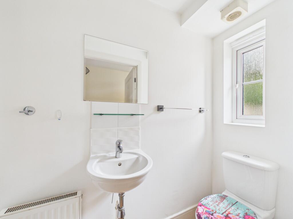 House in Derby, Chellaston - View 5