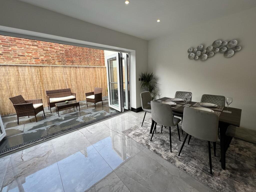 Main image of property: Highcroft Villas -P2043S28