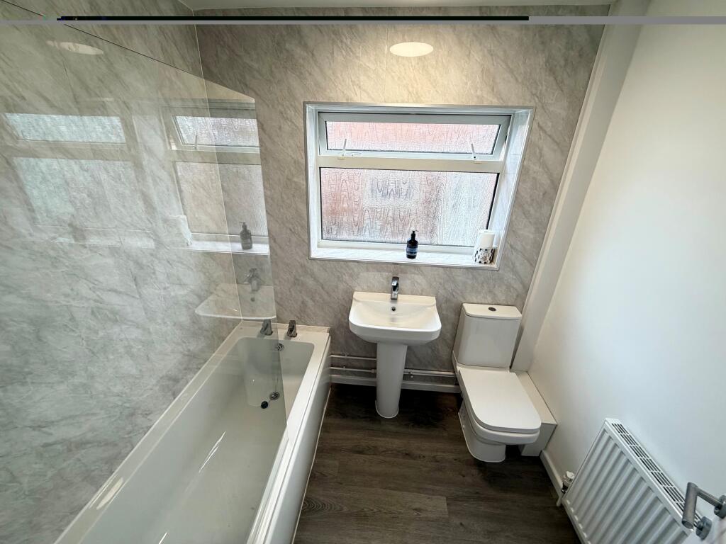 House in Charnwood, Shepshed - More