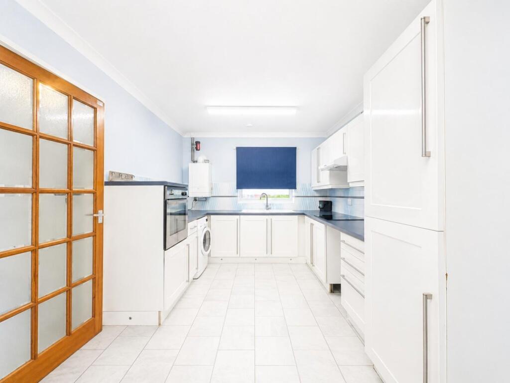 House in Stevenage - View 4