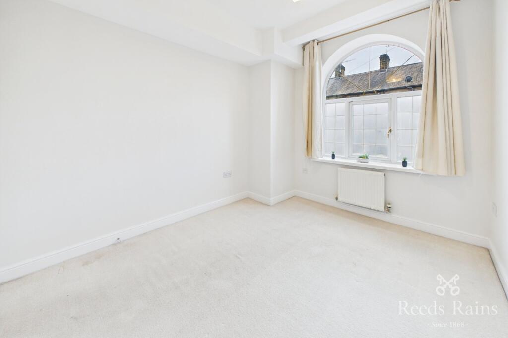 Apartment in Sheffield - View 5