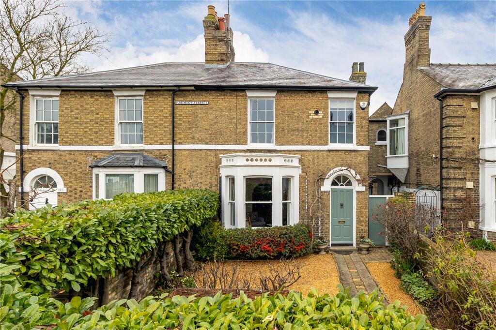 Main image of property: Chesterton Road, Cambridge, Cambridgeshire, CB4