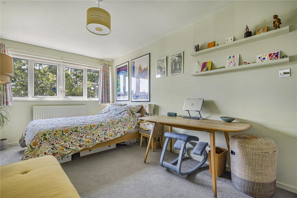 Apartment in London - View 4