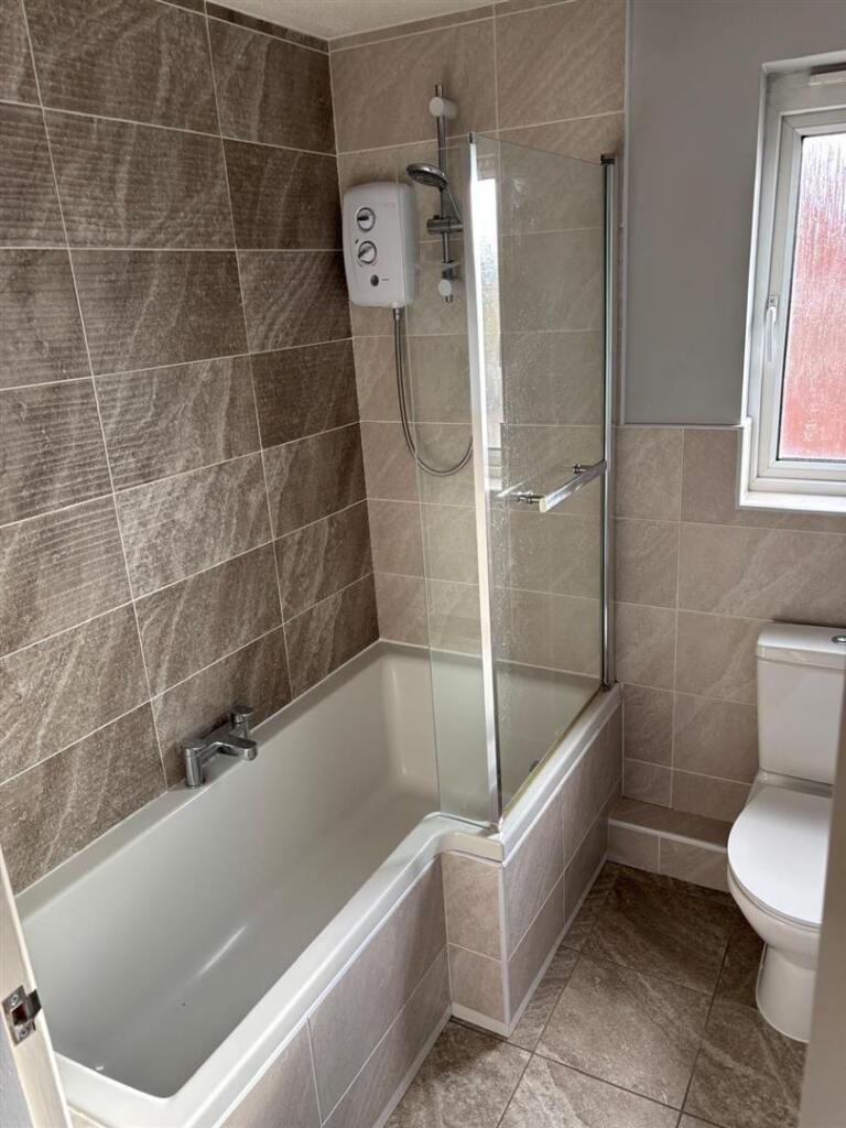 House in Bristol, Longwell Green, Oldland - View 3
