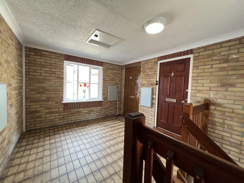 Apartment in Fenland, March - More