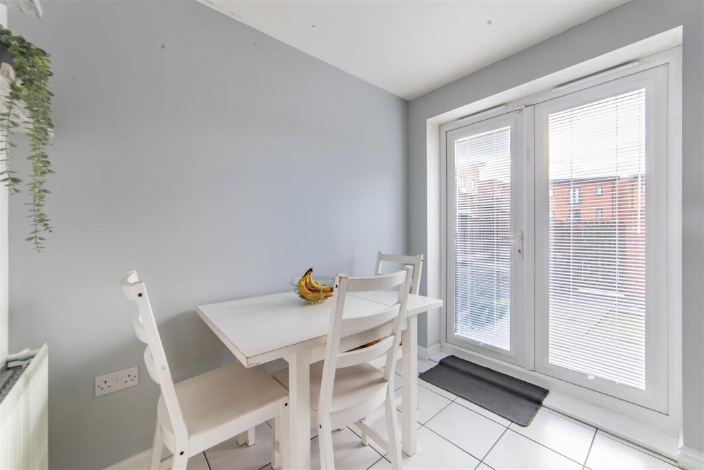 House in Newcastle upon Tyne - View 5