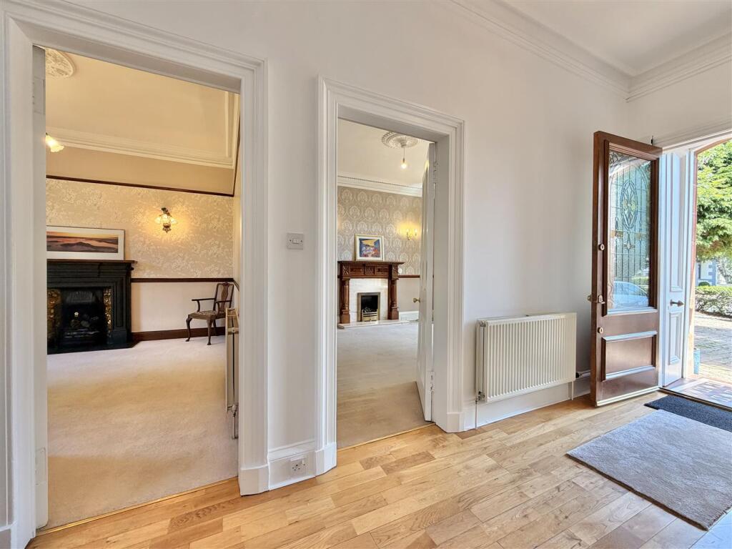 House in Uddingston, Kylepark - View 5