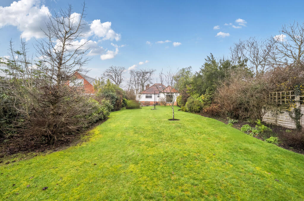 Main image of property: Murrell Hill Lane, Binfield, Bracknell, Berkshire, RG42