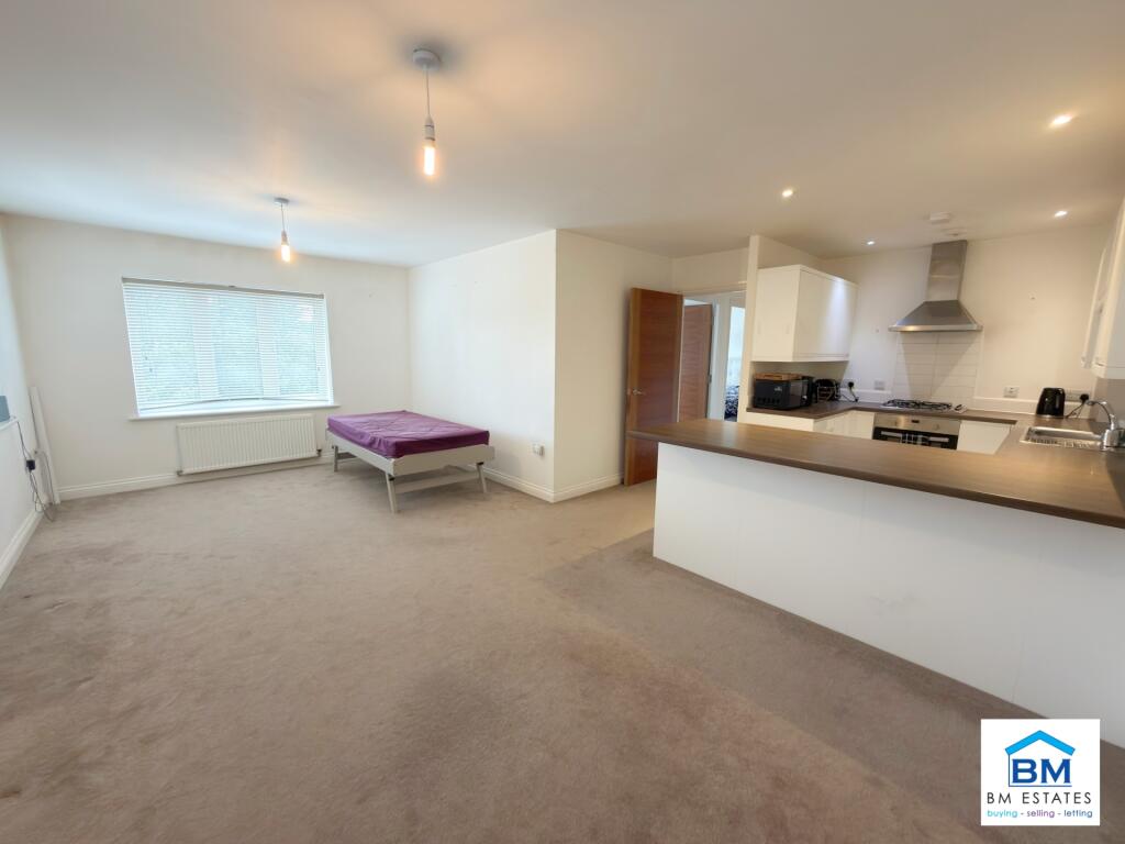 Apartment in Leicester - View 4