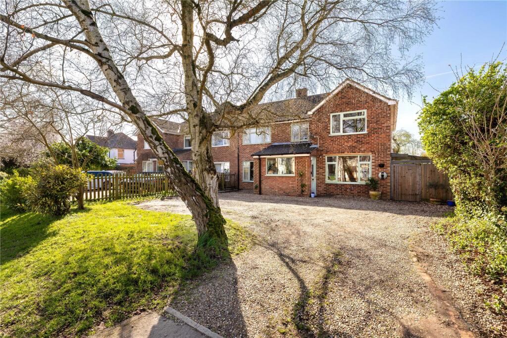 Main image of property: Cambridge Road, Great Shelford, Cambridge, Cambridgeshire