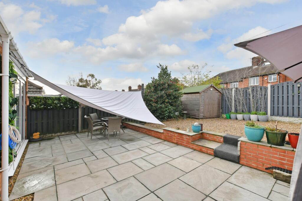 Paddock Way, Dronfield, Derbyshire, S18 photo 2
