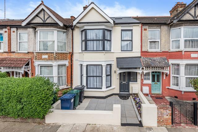 Main image of property: Lankaster Gardens, London