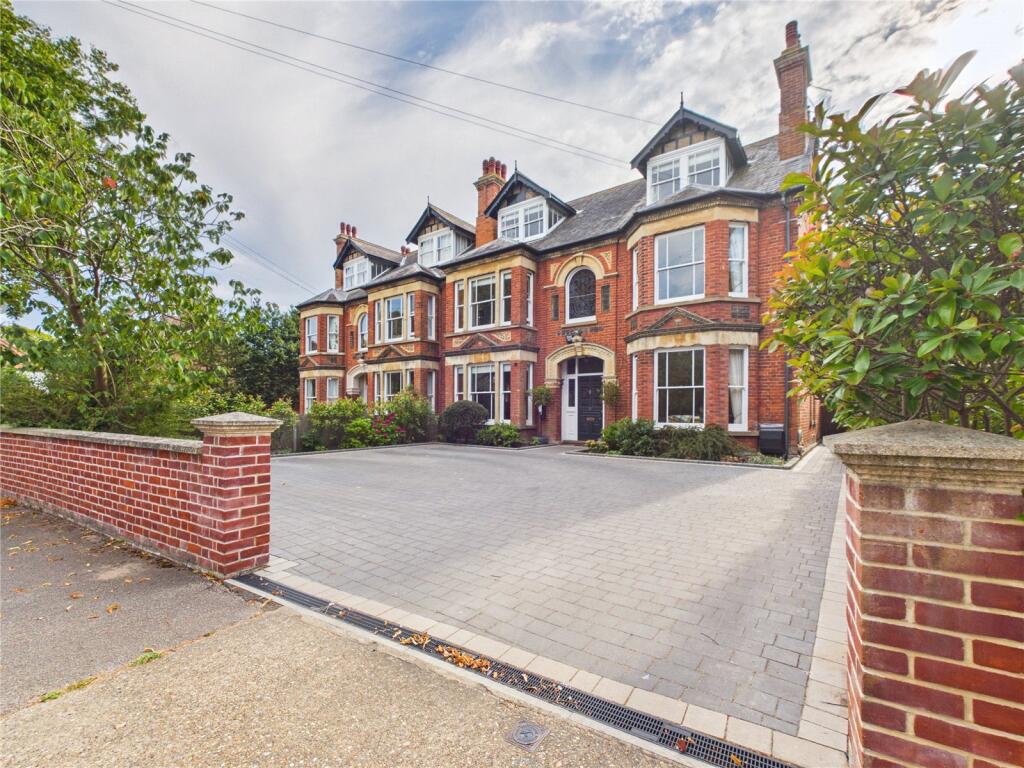 Main image of property: The Avenue, Lowestoft, Suffolk