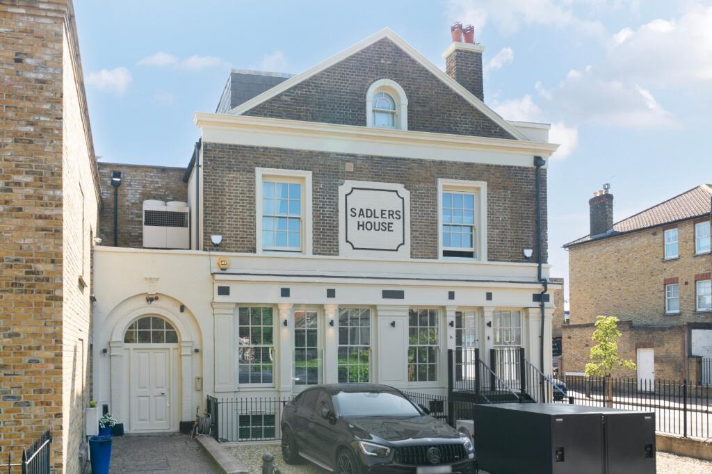 Main image of property: Lower Richmond Road, London, SW15