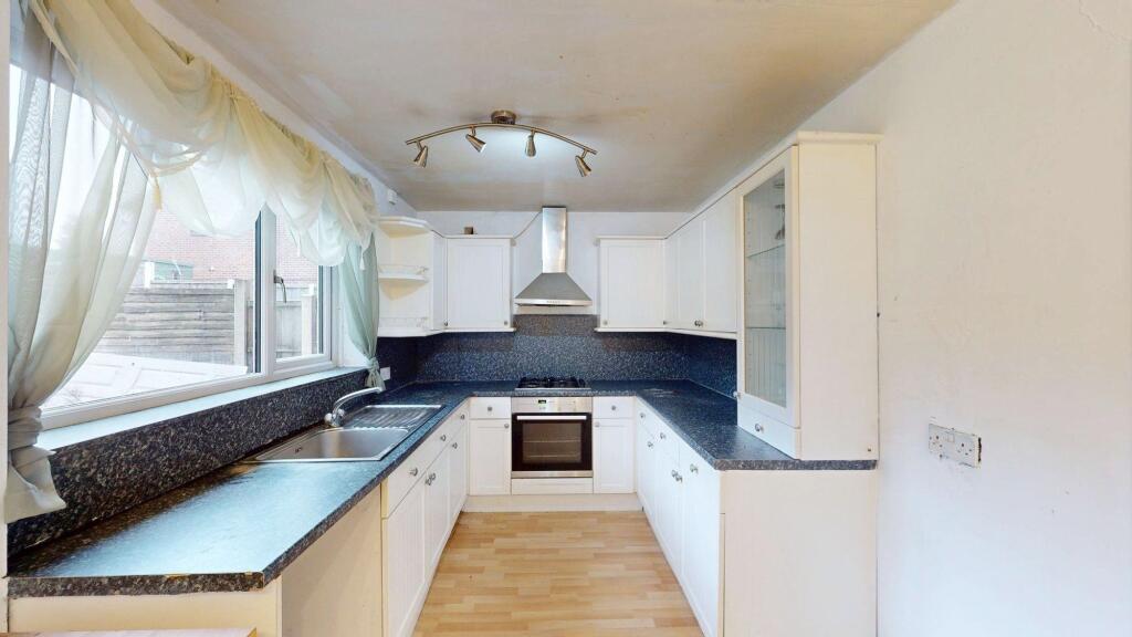 House in Bolton, Westhoughton - View 5