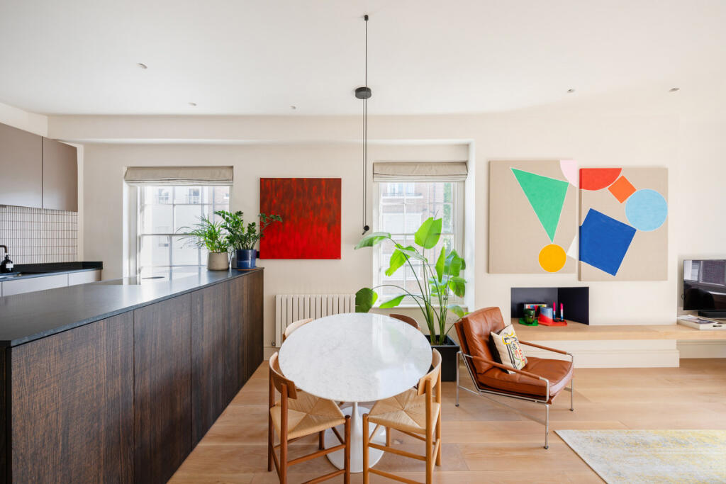 Apartment in London - View 5
