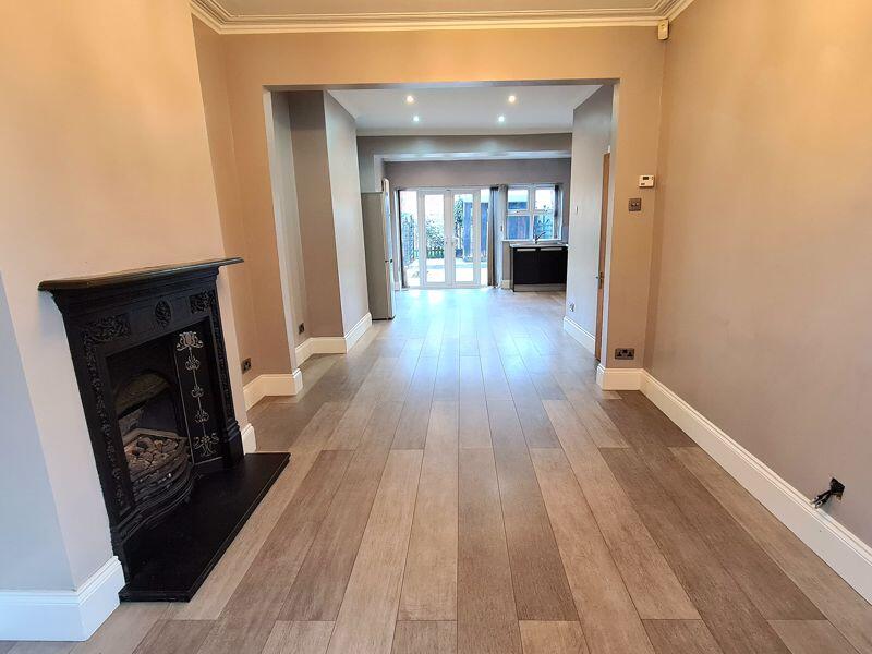 House in London - View 4