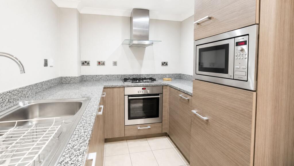Apartment in London - More