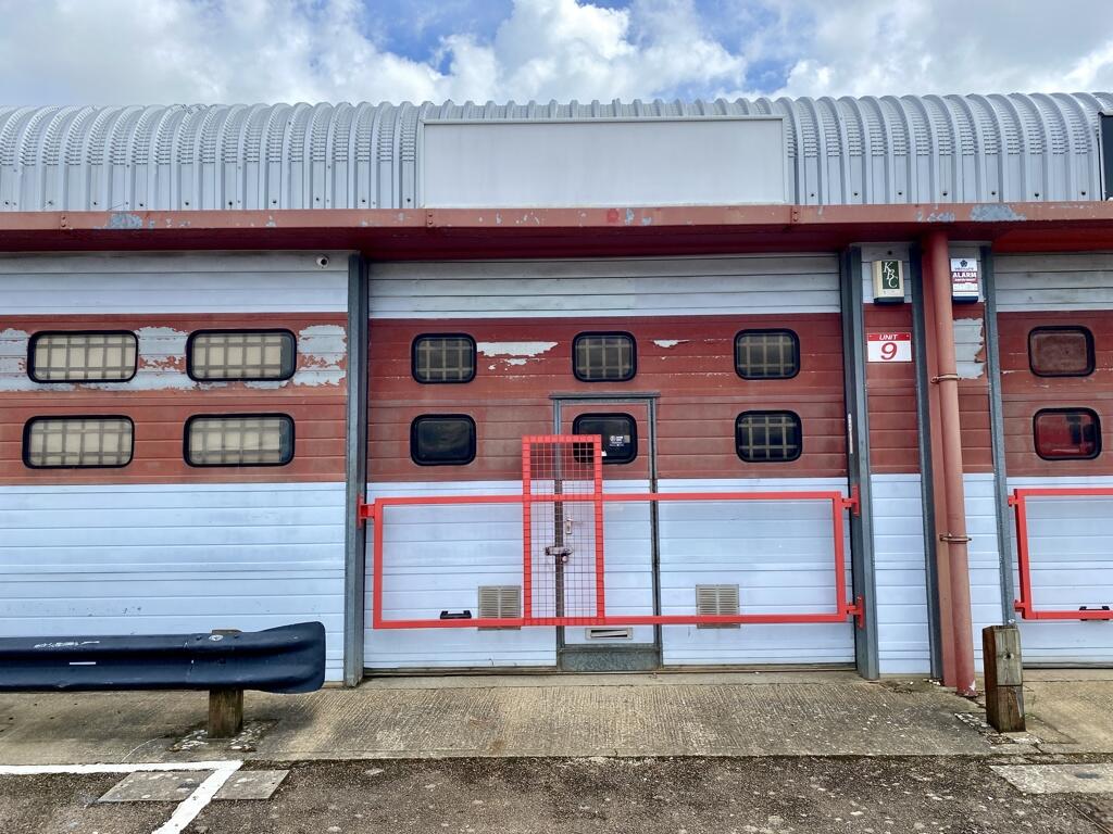 Main image of property: Unit 9, Acacia Close, Cherrycourt Way, Leighton Buzzard, LU7